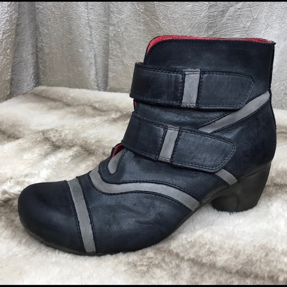 Sheridan Mia Charcoal Grey Nellie Bootie Size 37/7 - Picture 3 of 5